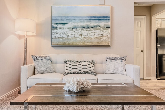 Building Photo - Amherst Apartments