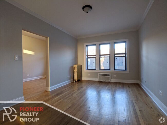 Building Photo - 736 W Addison St Unit 748-N3 Rental