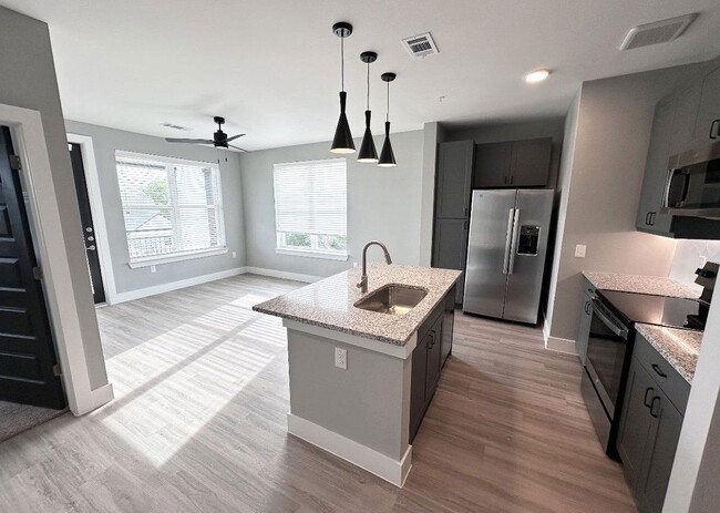 Building Photo - 5005 E Parmer Ln Unit 3119