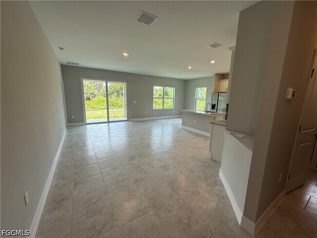 Photo - 3607 62nd St W