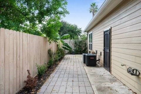 Photo - 13327 Bafing Dr