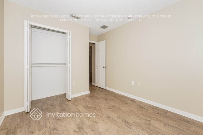 Photo - 7314 Carillon Ave