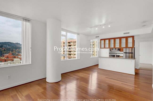 Photo - Modern 2-Bedroom, 2-Bath Condo with Stunni... Unidad 1502 - NEW PROPERTY