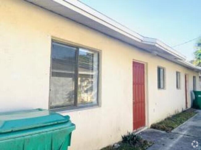 Building Photo - 3525 Avenue J Unit A Rental