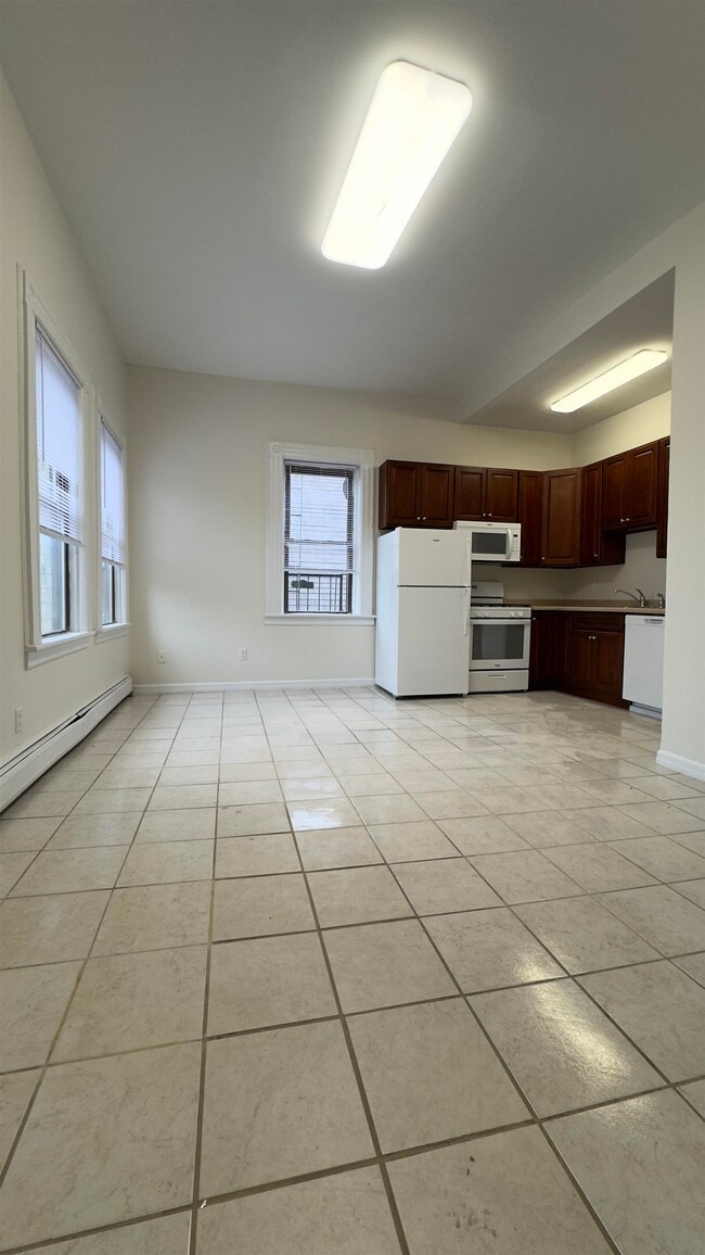 Photo - 99 Lembeck Ave Unit 4