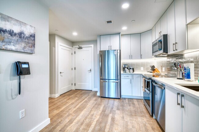 Photo - 1 Chestnut St Unidad FL11-ID1050412P