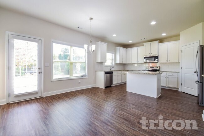 Photo - 4010 Bella View Ln