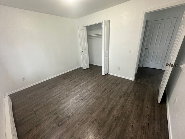 Photo - 3404 Thompson Ave Unidad B