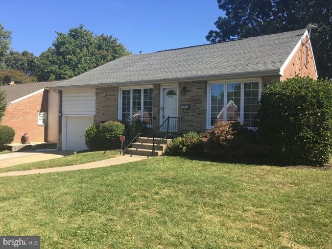 Building Photo - Fairfax - North Wilmington - 4 bedroom ava... Rental
