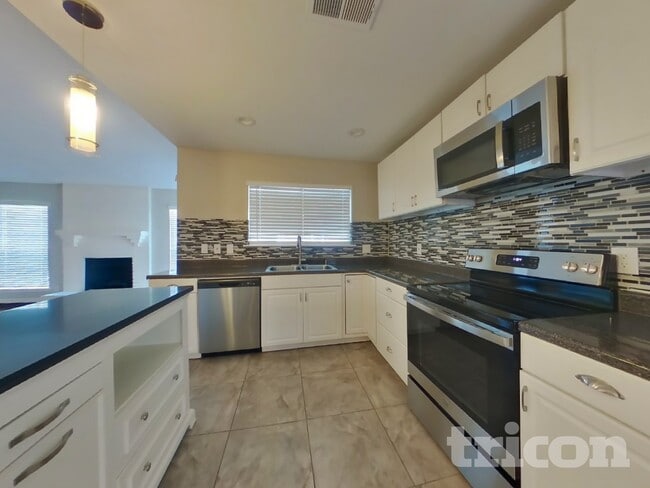 Photo - 1122 Heiden Ct