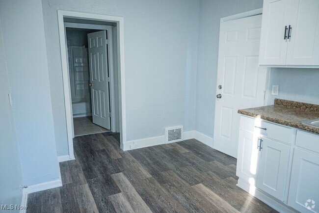 Building Photo - 3111 W 90th St Unit 1/DN Rental