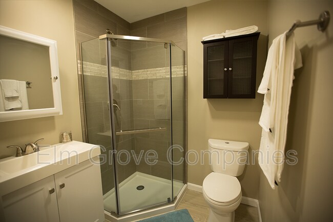 Photo - 235 Hanover St