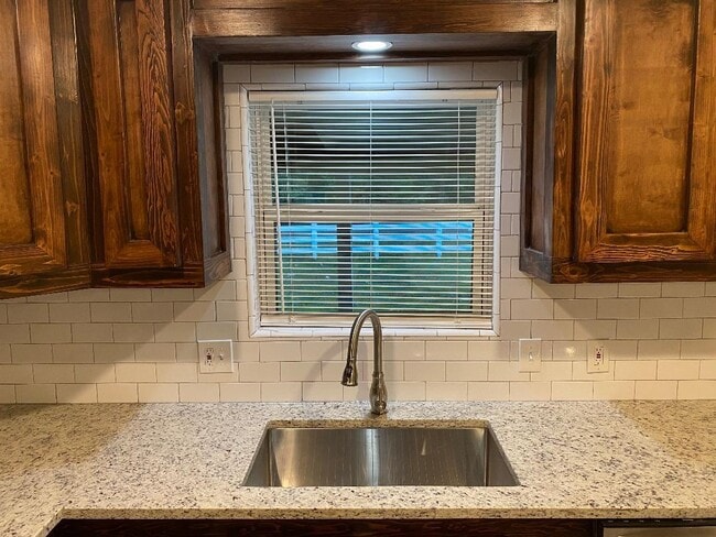 Photo - 10451 N Essex Dr
