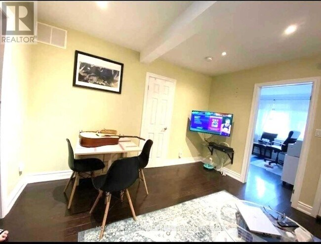 Photo - 57 Glenside Ave