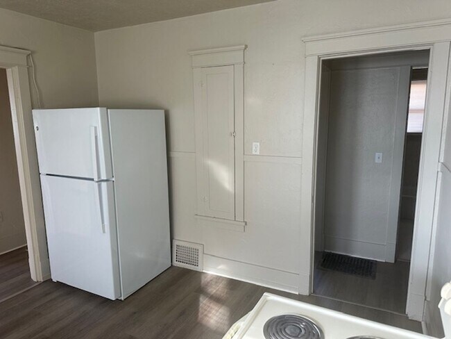 Photo - 2825 Madison Ave Unit 2825 Madison Ave Rear