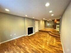 Building Photo - 1212 VFW Parkway Unit 17 Rental