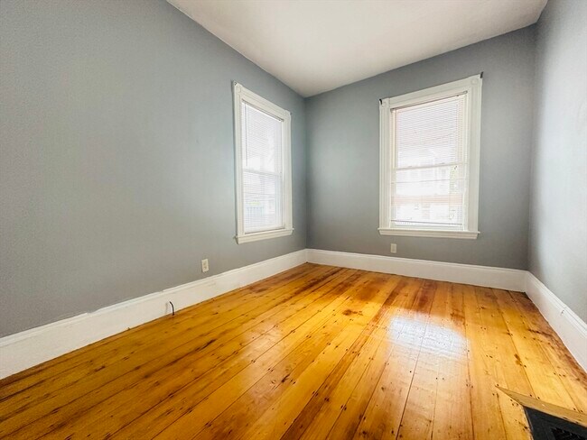 Photo - 39 Cushman Rd Unidad 1