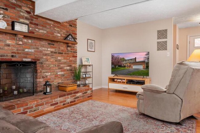 Photo - 1526 Palm Ct