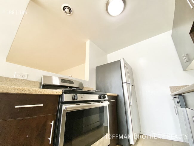 Photo - 1326 Flores St Unit 3