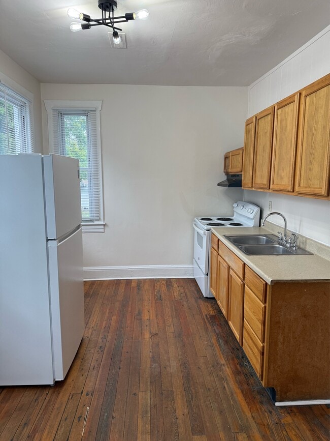 Photo - 1020 Jamison Ave SE Unit 3