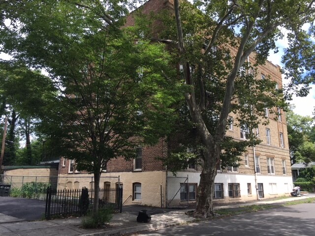 10 Harvard St Unit 1