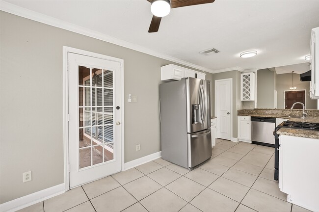 Photo - 12403 Meadow Ridge Dr