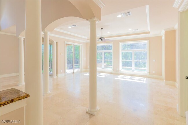 Building Photo - 2915 Coco Lakes Dr