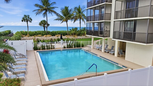 Photo - 10475 Gulf Shore Dr