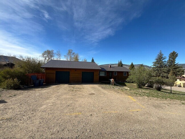 Photo - 218 6th St