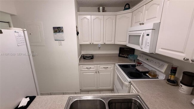 Photo - 11715 SW 18th St Unit 107