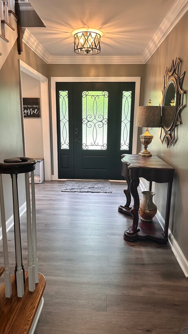 Photo - 6718 Deep Creek Dr