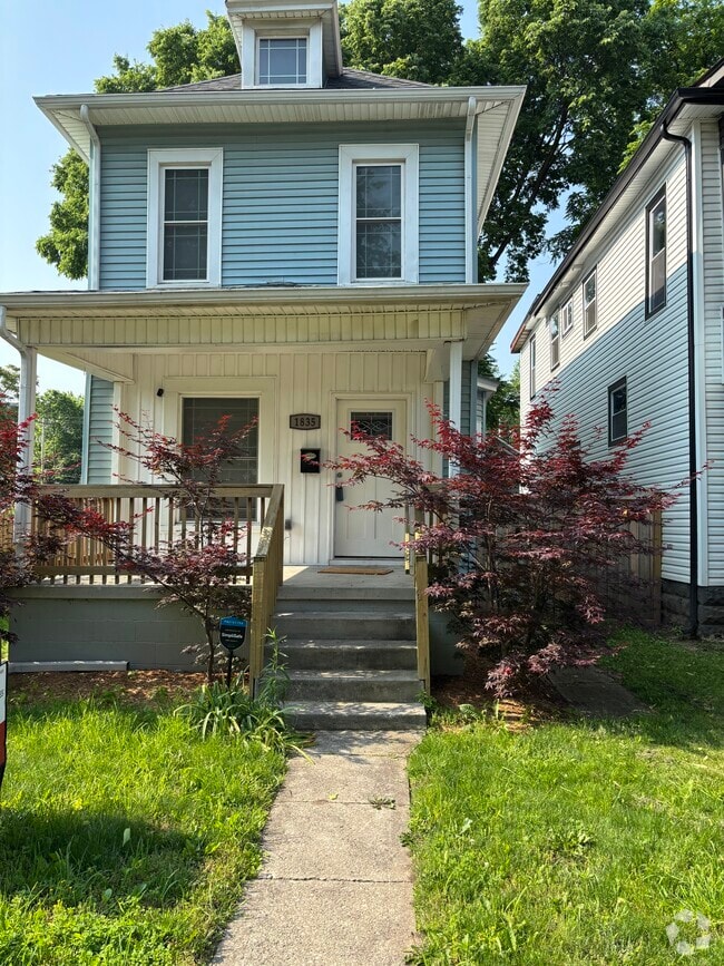 Building Photo - 1835 E Rich St Rental