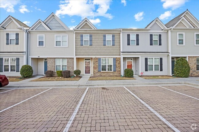 Building Photo - 8860 Commons Townes Dr Rental