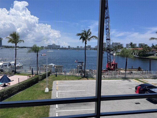 Photo - 2821 N Miami Beach Blvd Unit 3L