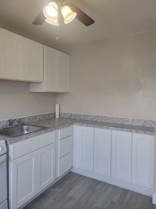 Photo - 2013 E Ocean View Ave Unit F