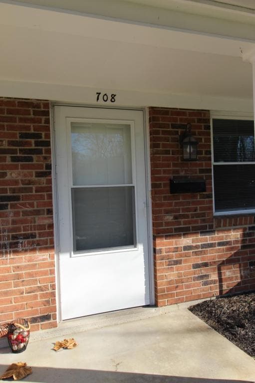 Photo - 708 N Main St