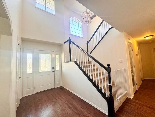 Photo - 4 Bedroom Available now in Meridian $500 m...
