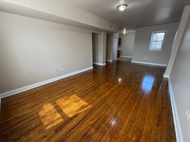 Photo - 4834 W Adams St Unit 302