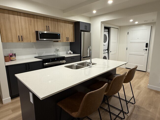 Photo - 8615-8108 108 St NW Unit 407