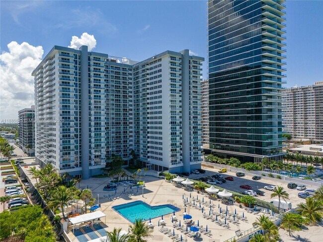 Photo - 2030 S Ocean Dr Unidad 227