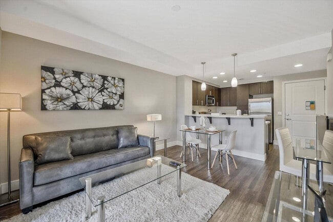 Building Photo - 2230 Qualcomm Way Unit ID1343877P