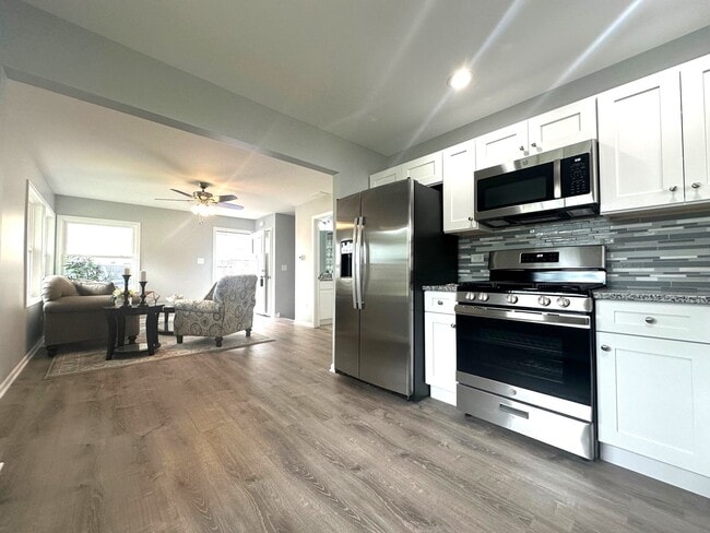 Photo - 423 S Westmore-Meyers Rd