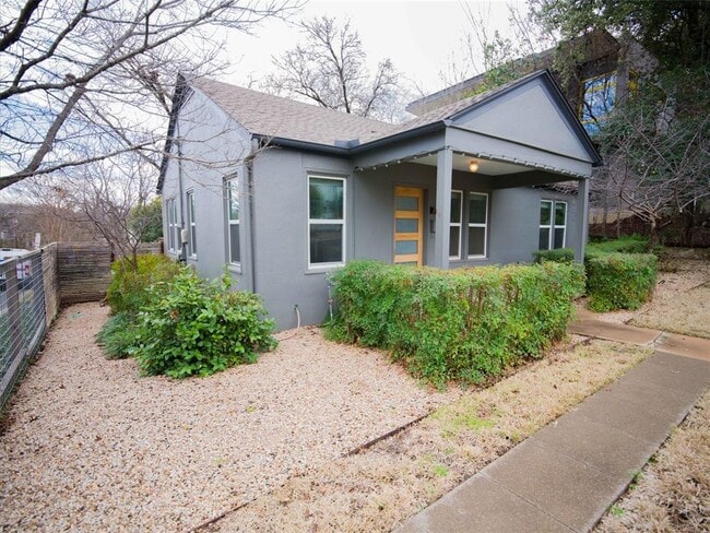 Building Photo - 701 Bouldin Ave