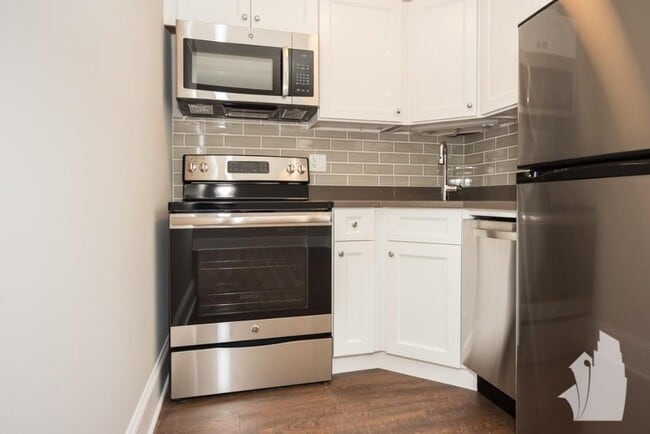 Building Photo - 817 W Lakeside Pl Unit 210 Rental