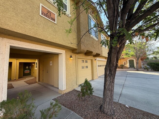 601 Menaul Blvd NE