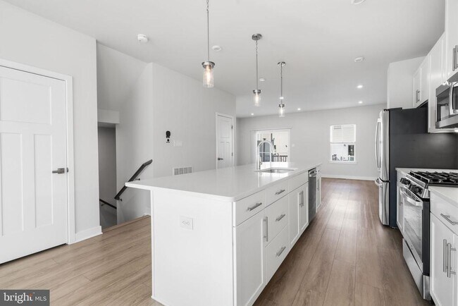 Photo - 30 Dolcie Ln