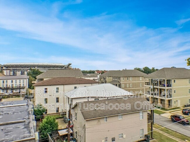 Photo - 1510 9th St Unit 113