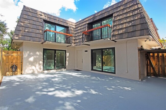 Photo - 4059 Palm Bay Cir