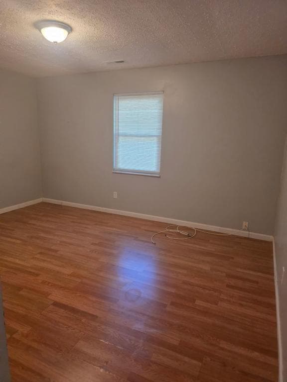 Photo - 2013 Maple Tree Ln