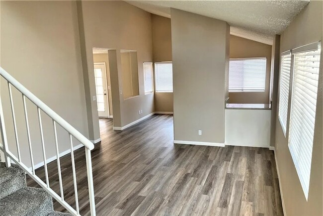 Photo - 3300 Hyannis Cir